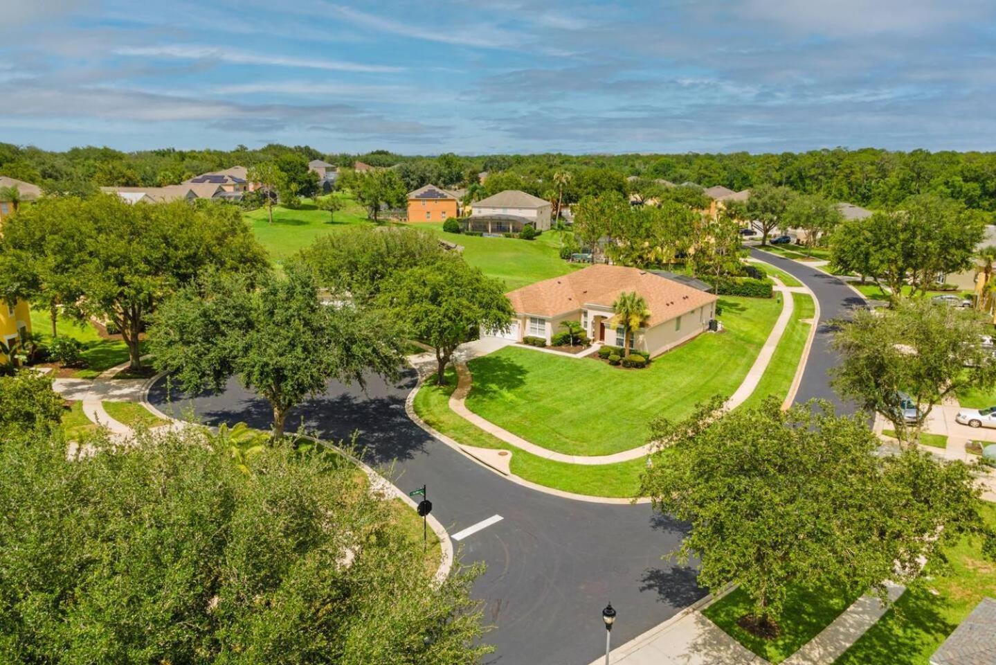 6 Bedroom 5 Bathroom Emerald Island 2601 Ib Kissimmee Bagian luar foto